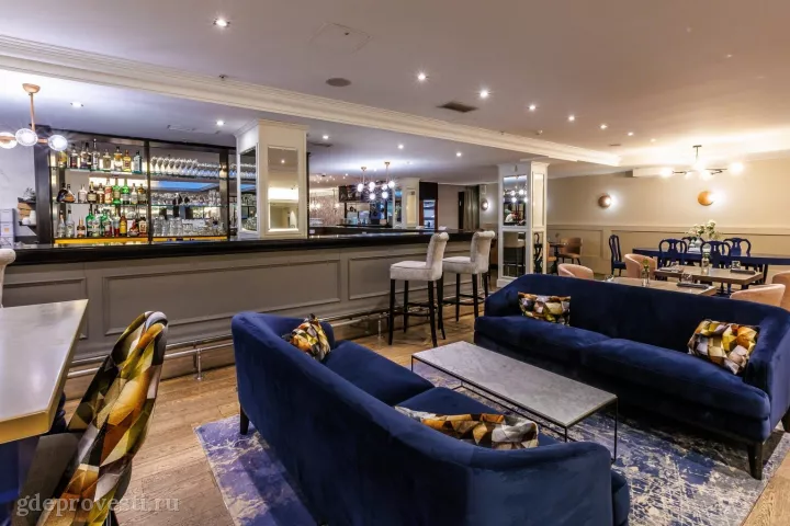 Vasilievsky Hotel — Ресторан, Арт-рум и Библиотека — зал в отеле в Санкт-Петербурге