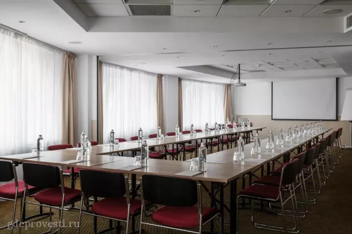 Novotel Санкт-Петербург Центр — Зал «Мадрид – Берлин» — зал в отеле в Санкт-Петербурге