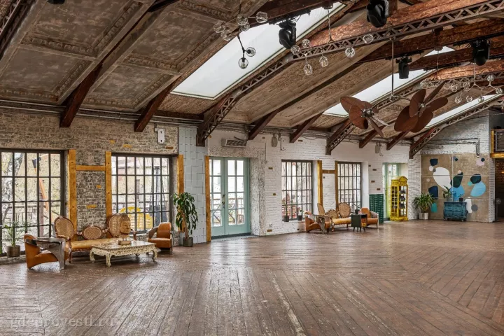 LOFT HALL #4 — Banksy Hall — лофт в Москве, фото 4