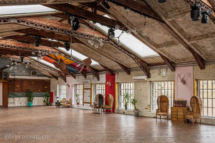 LOFT HALL #4 — Banksy Hall — лофт в Москве, фото 5