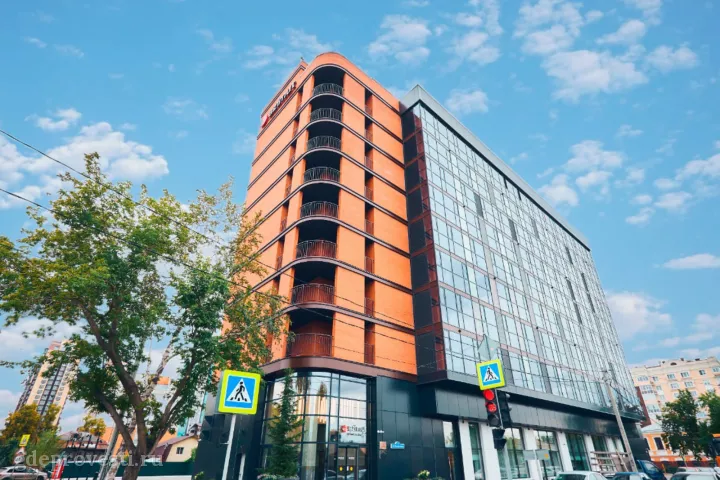 AZIMUT Сити Отель Тюмень — зал в отеле в Тюмени, фото 5