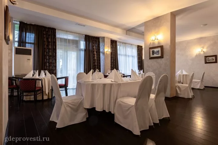AZIMUT Репино — Гостиная «Кальвадос» — зал в отеле в Санкт-Петербурге, фото 3
