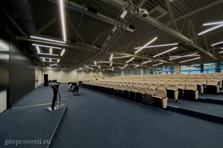 Конгресс-холл «Континент» — Конференц-зал на 450 мест — конференц-зал в Омске, фото 2