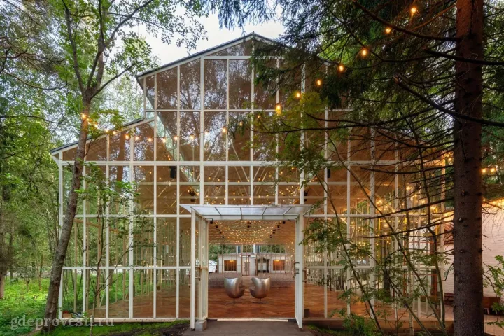 LOFT HALL THE BIRCH — Mahogany Terrace — загородная площадка в Москве, фото 3