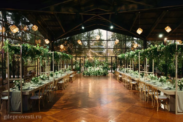 LOFT HALL THE BIRCH — Amberwood House — загородная площадка в Москве