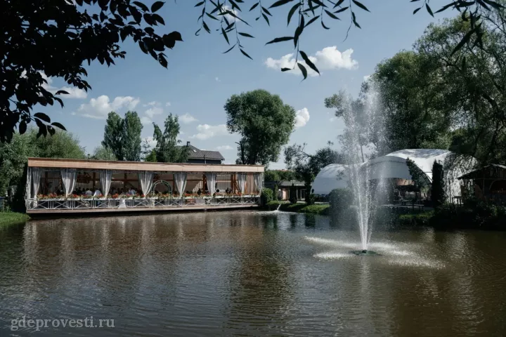 Vnukovo Village — Веранда Картмазовские пруды — загородная площадка в Москве, фото 4