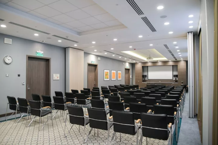 DoubleTree by Hilton — Golden Hall — конференц-зал в Тюмени, фото 4