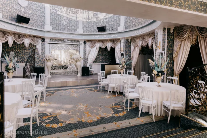 Green House — зал «Помпадур» — банкетный зал в Тюмени, фото 2