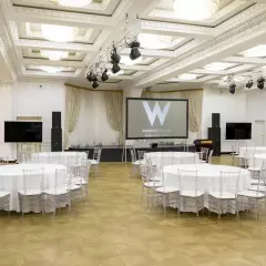 Vnukovo Village — Суриковъ Холл