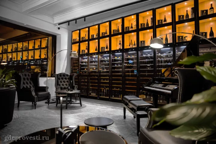Kapital Bar — лофт в Санкт-Петербурге, фото 2