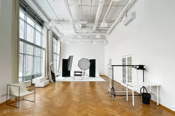 Base photostudio — Зал «Париж+Балдеж» — зал в Москве, фото 6