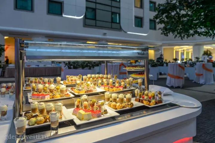 Новотель Аэропорт Шереметьево — Ресторан Cote Jardin — зал в отеле в Москве, фото 5