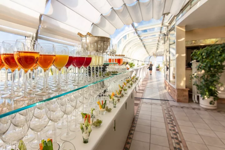 Golden Ring Hotel «Золотое кольцо» — Ресторан «Зимний сад» — зал в отеле в Москве, фото 3