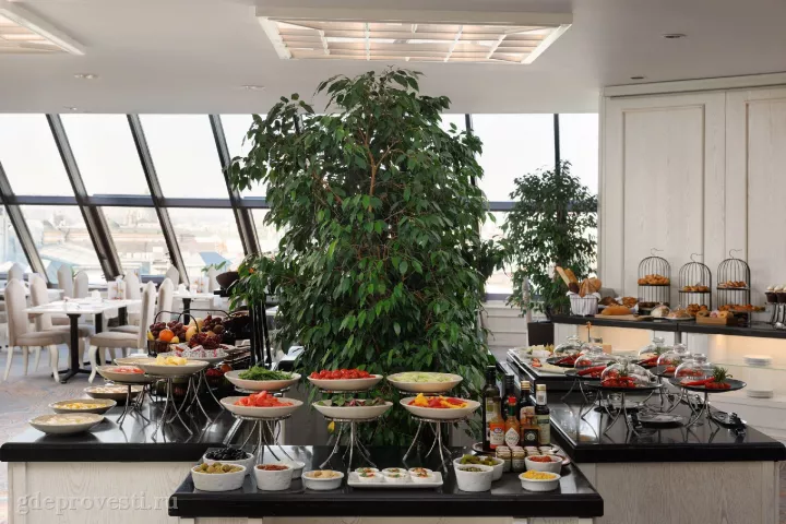The St. Regis Москва Никольская — Зал «Руфтоп» — зал в отеле в Москве, фото 7