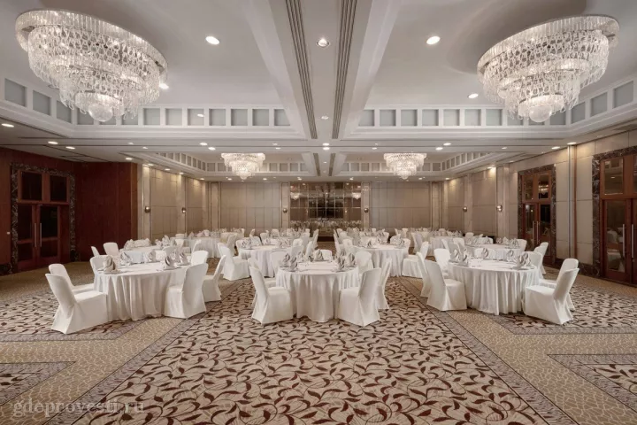Hotel Continental (бывший InterContinental Москва Тверская) — Бальный зал «Родченко» — зал в отеле в Москве, фото 3