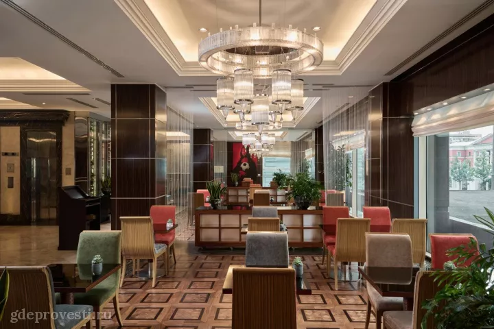 Hotel Continental (бывший InterContinental Москва Тверская) — Ресторан «Татлин» — зал в отеле в Москве, фото 5