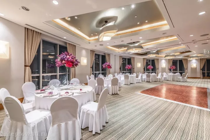 Swissôtel Красные Холмы Москва — Зал «Давос» — зал в отеле в Москве, фото 2