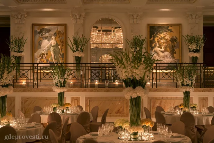 Лион Палас (бывший Four Seasons Lion Palace) — Бальный зал «Монферран» — зал в отеле в Санкт-Петербурге, фото 3