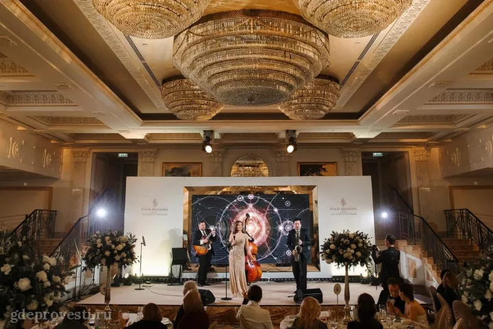 Лион Палас (бывший Four Seasons Lion Palace) — Бальный зал «Монферран» — зал в отеле в Санкт-Петербурге, фото 4