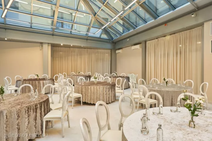 River Palace Hotel — Зал «Атриум» — зал в отеле в Санкт-Петербурге, фото 2