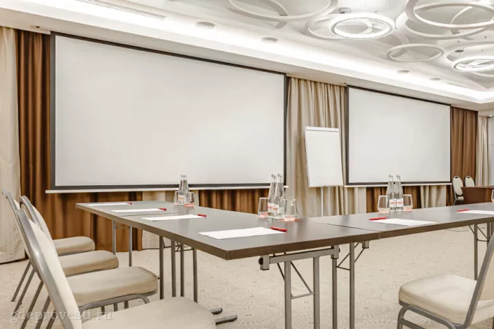 Ramada Новосибирск — Зал «Шишкин» — зал в отеле в Новосибирске, фото 10