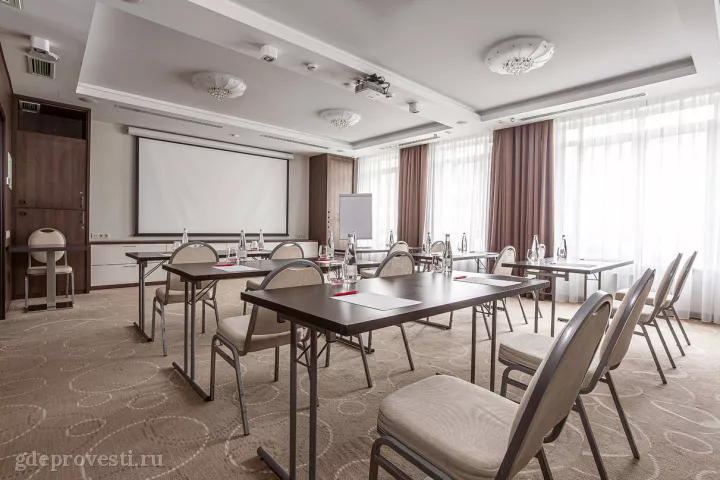 Ramada Новосибирск — Зал «Сосновый» — зал в отеле в Новосибирске