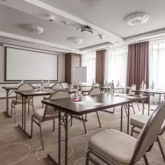 Ramada Новосибирск — Зал «Сосновый»