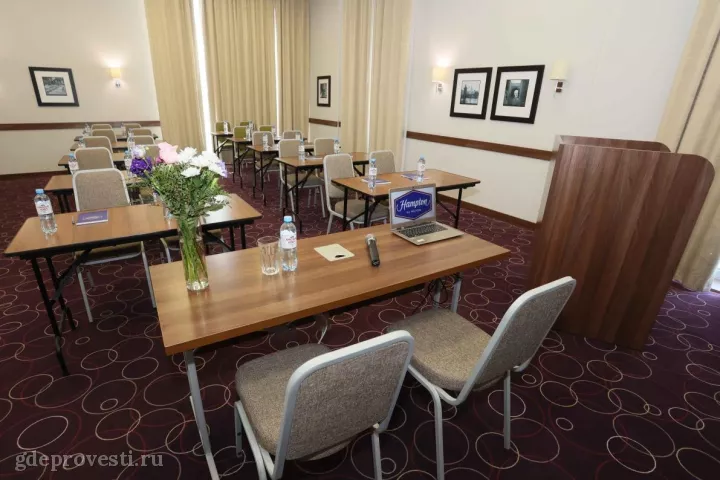 Hampton by Hilton Уфа — Конференц-зал — зал в отеле в Уфе, фото 4