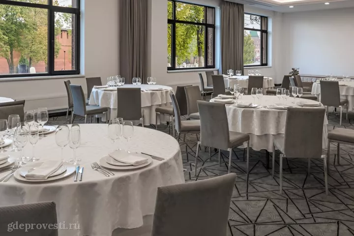 Отель Sheraton Nizhny Novgorod Kremlin — Зал «Пожарский» — зал в отеле в Нижнем Новгороде