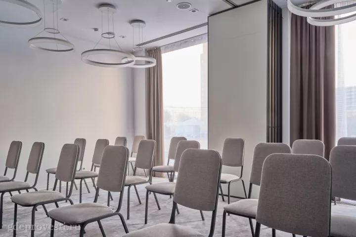 Отель Pana White Moscow — Конференц-зал «Медеу+Шымбулак» — конференц-зал в Москве, фото 3