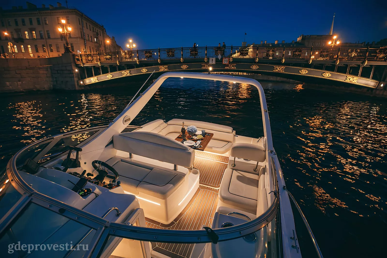 Impero Yachts — яхта «Марк» — теплоход в Санкт-Петербурге, фото 1