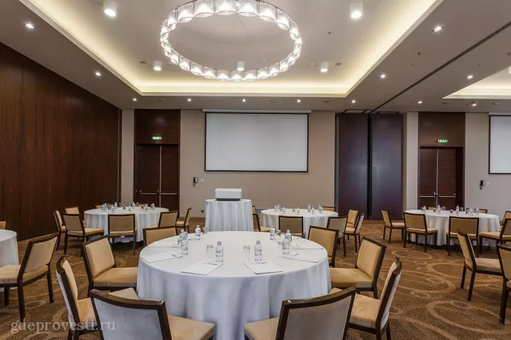 DoubleTree by Hilton Moscow – Marina — Зал «Секвойя» — зал в отеле в Москве, фото 2