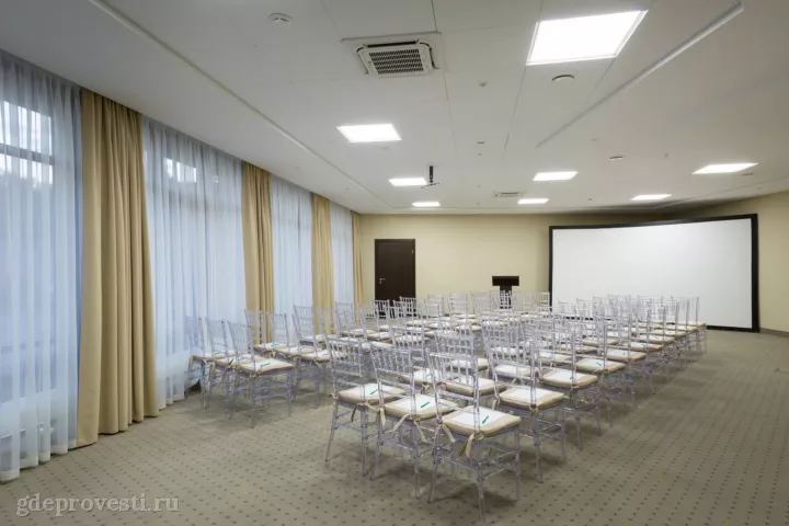 Green Resort Hotel & SPA — зал «Чегет» — зал в отеле в Кисловодске, фото 2