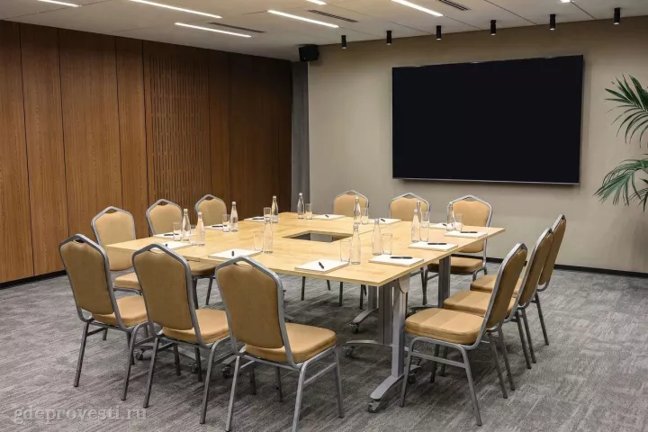 AURA City Hotel — Конференц-зал — зал в отеле в Перми, фото 2