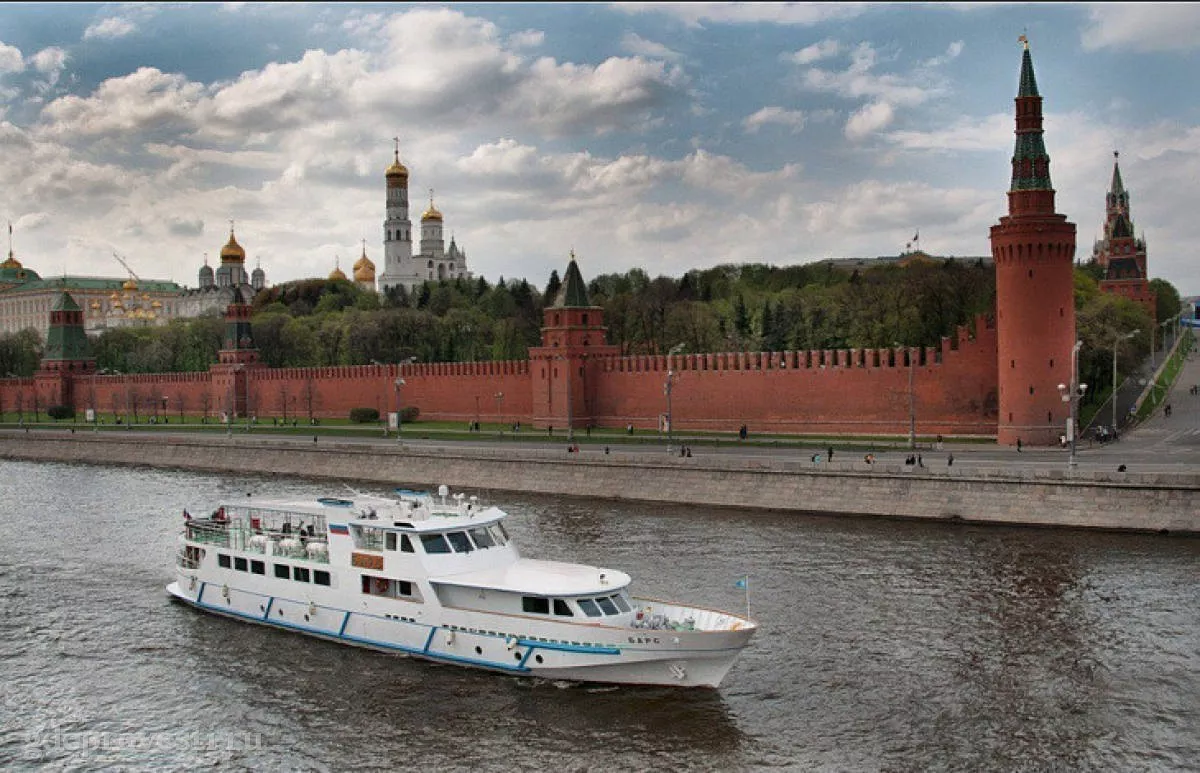 RED BOAT — Теплоход Барс — теплоход в Москве, фото 1
