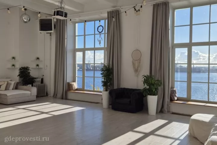 Хвоя Лофт — лофт в Санкт-Петербурге