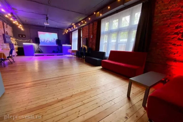 Status Loft — Статус Лофт на Кадетской — лофт в Санкт-Петербурге