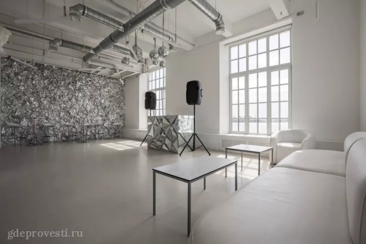 Rubin Loft — Вайт — лофт в Санкт-Петербурге