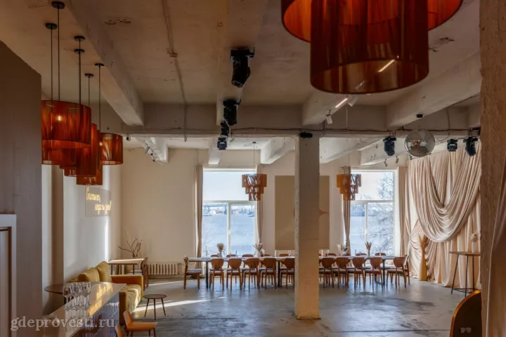 SPB LOFTS — А!Море лофт — лофт в Санкт-Петербурге