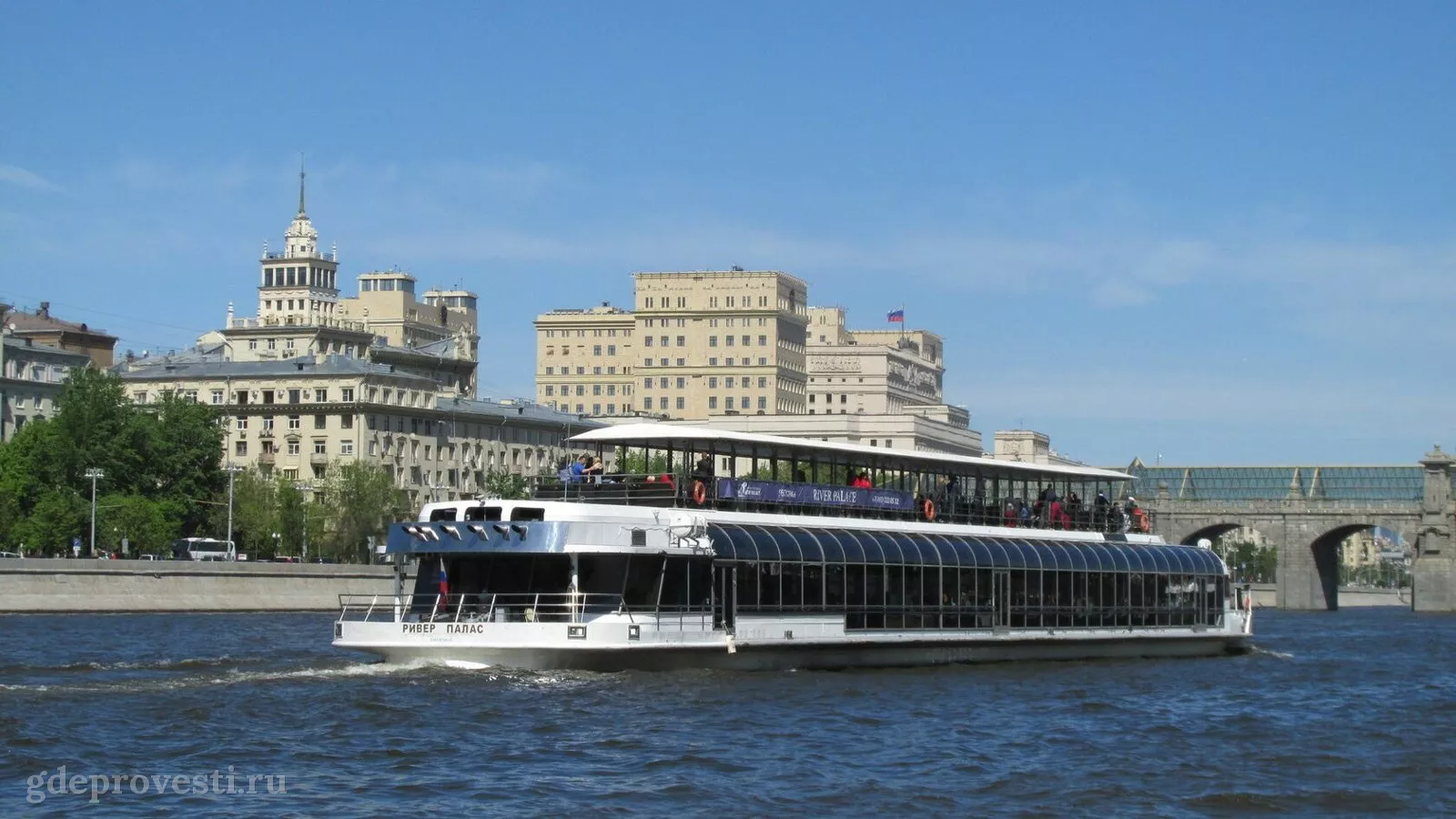 Теплоход River Palace — теплоход в Москве, фото 1