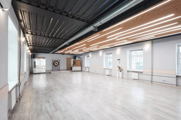 Студия Вершина — Зал 120 м² — лофт в Москве