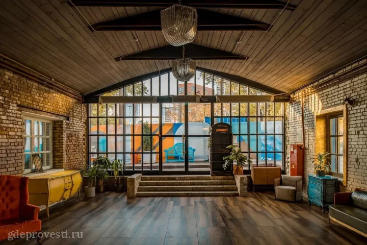 LOFT HALL #4 — Cindy — лофт в Москве