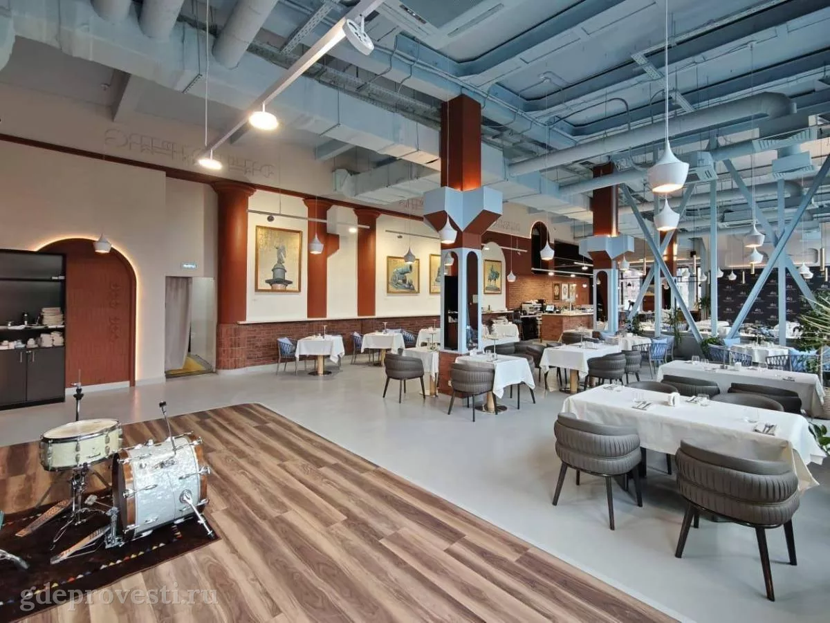 Loft Moscow — Ресторан Модная среда 1823 — банкетный зал в Москве, фото 1