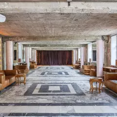 LOFT HALL #8 «Серп и Молот» — Brook Hall