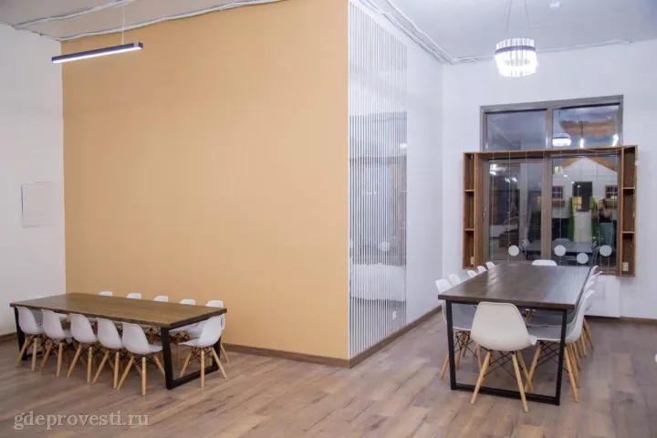 Loft Oblaka — Лофт Prazdnik Box Сафари — лофт в Москве