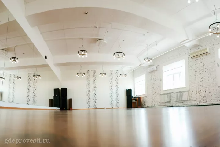 Luis Loft — Бозе — зал в Москве