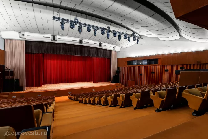Космос — Большой концертный зал — концертная площадка в Москве