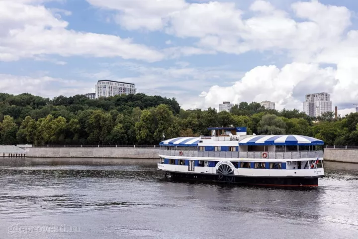 Речфлот — ретро-пароход «Анна Каренина» — теплоход в Москве
