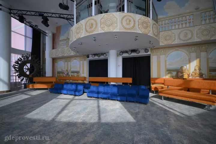Театр «Арлекин» — Маленький зал — концертная площадка в Омске