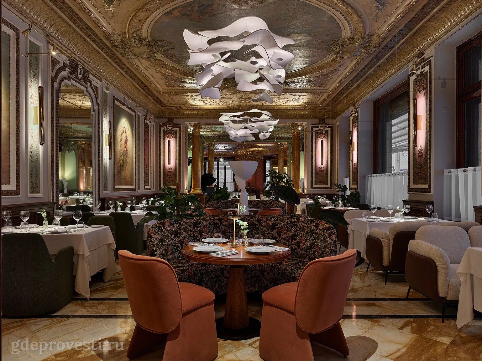 Отель «Савой» — Ресторан Savoy — зал в отеле в Москве, фото 1